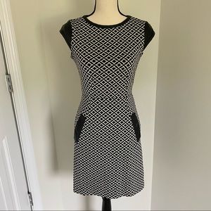 NY&Co Black and White Art Deco Dress Size XS